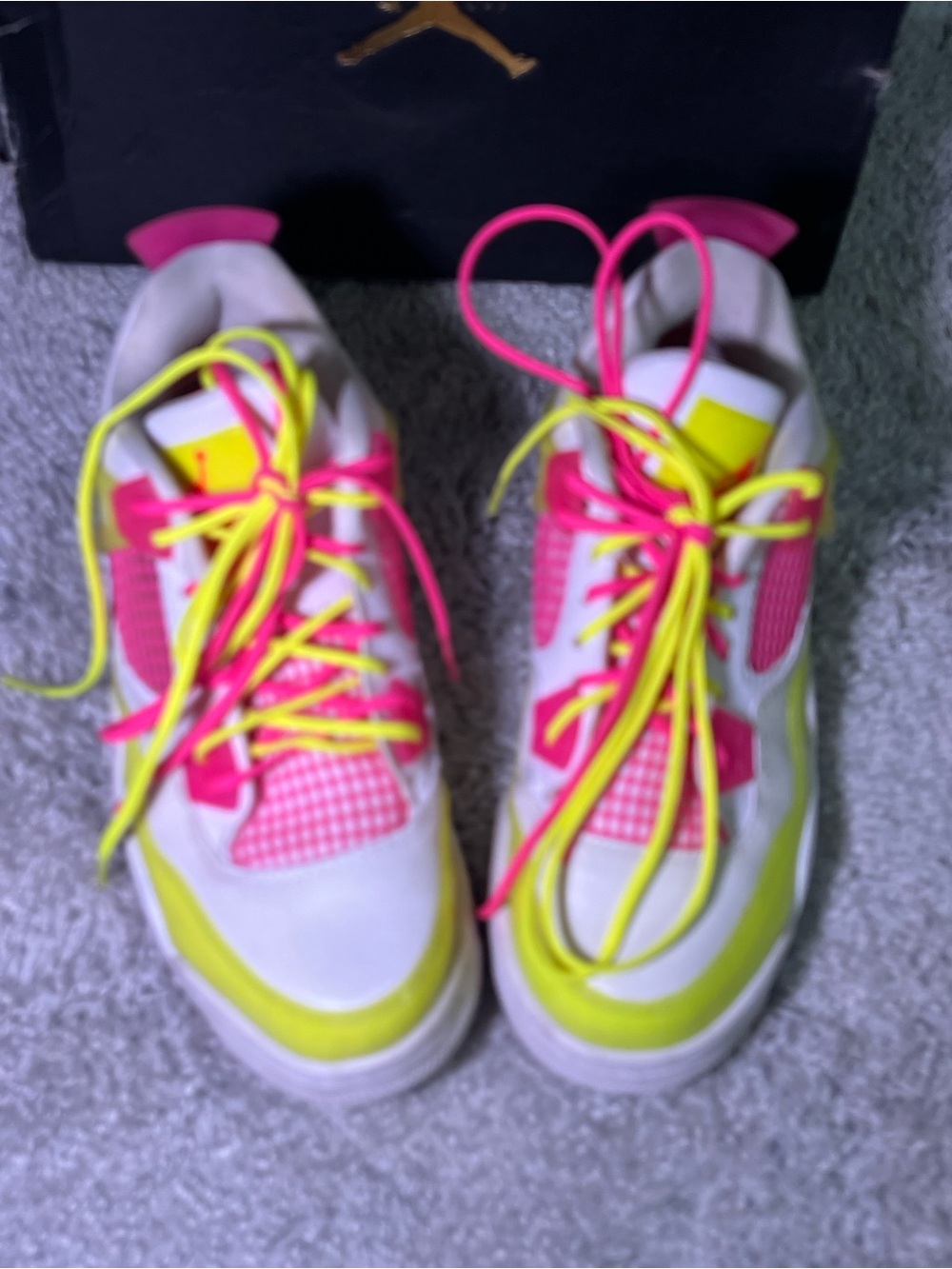 Nike Air Jordan 4 Retro “Lemon Venom” SE Kids Sneakers with Pink & Neon Yellow